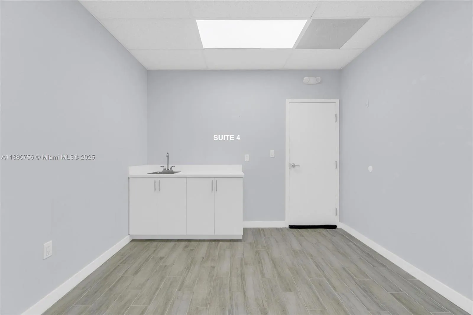 1800 N Federal Hwy, #110-4