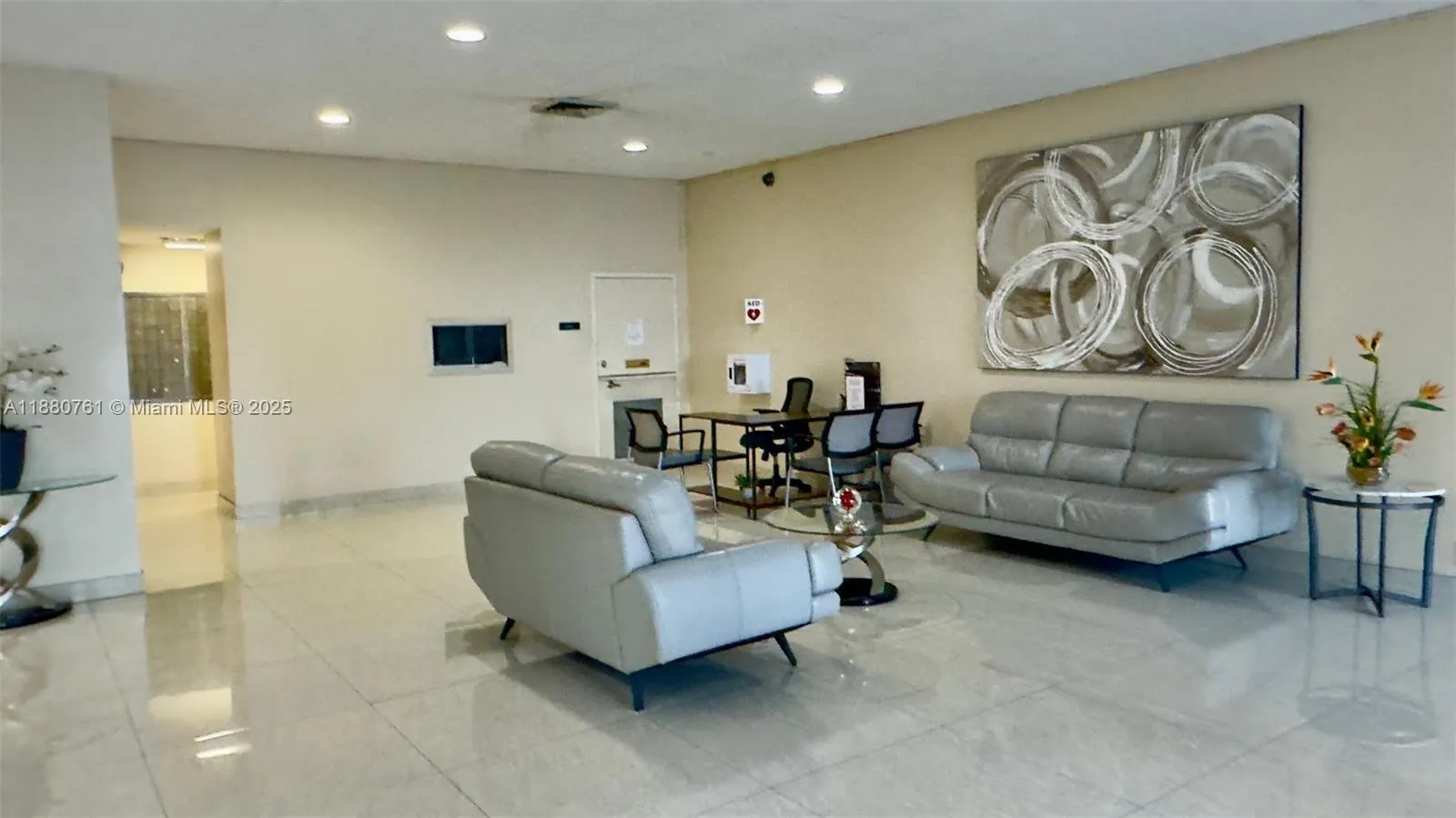 427 Golden Isles Dr, #8A