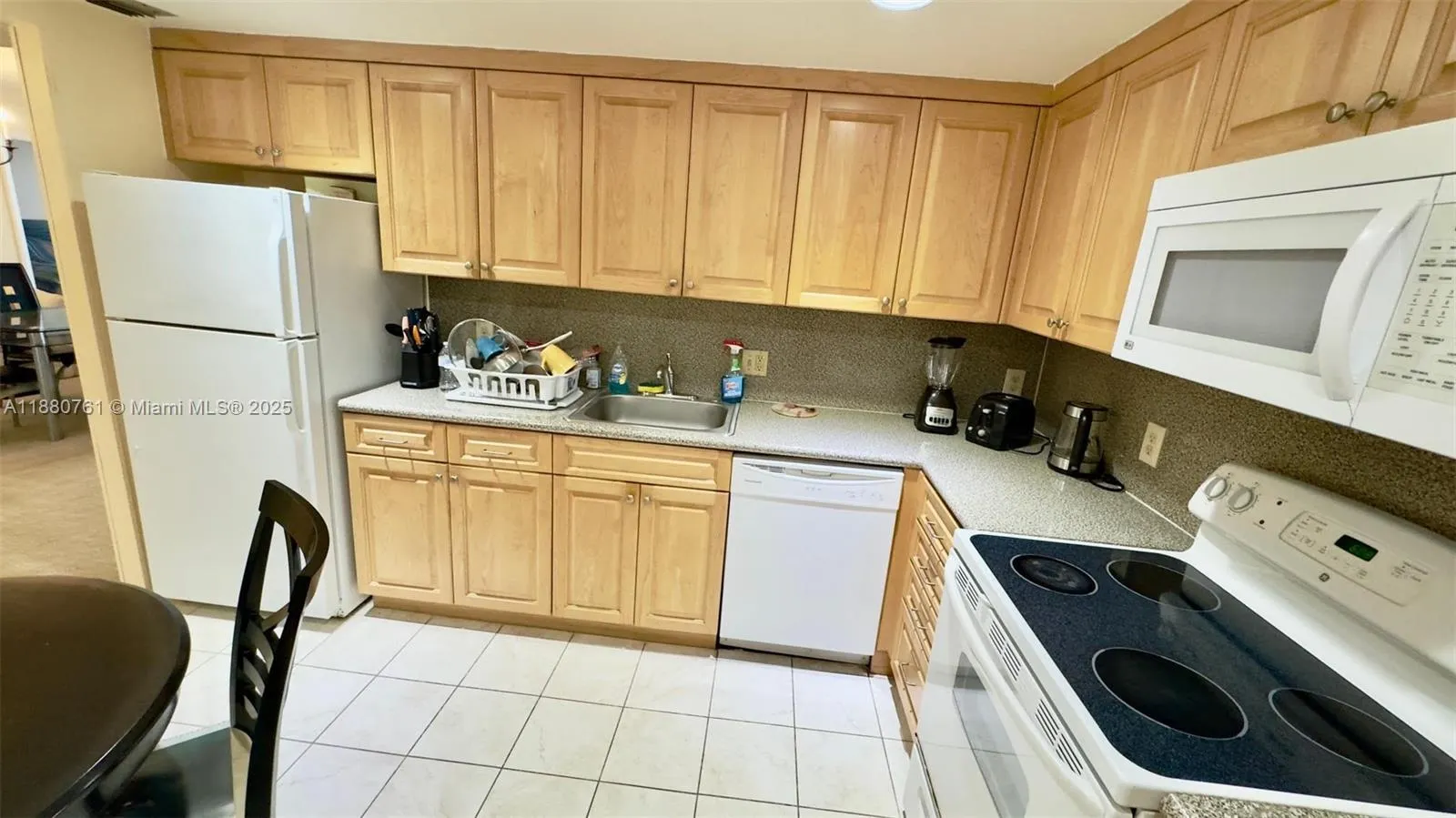 427 Golden Isles Dr, #8A