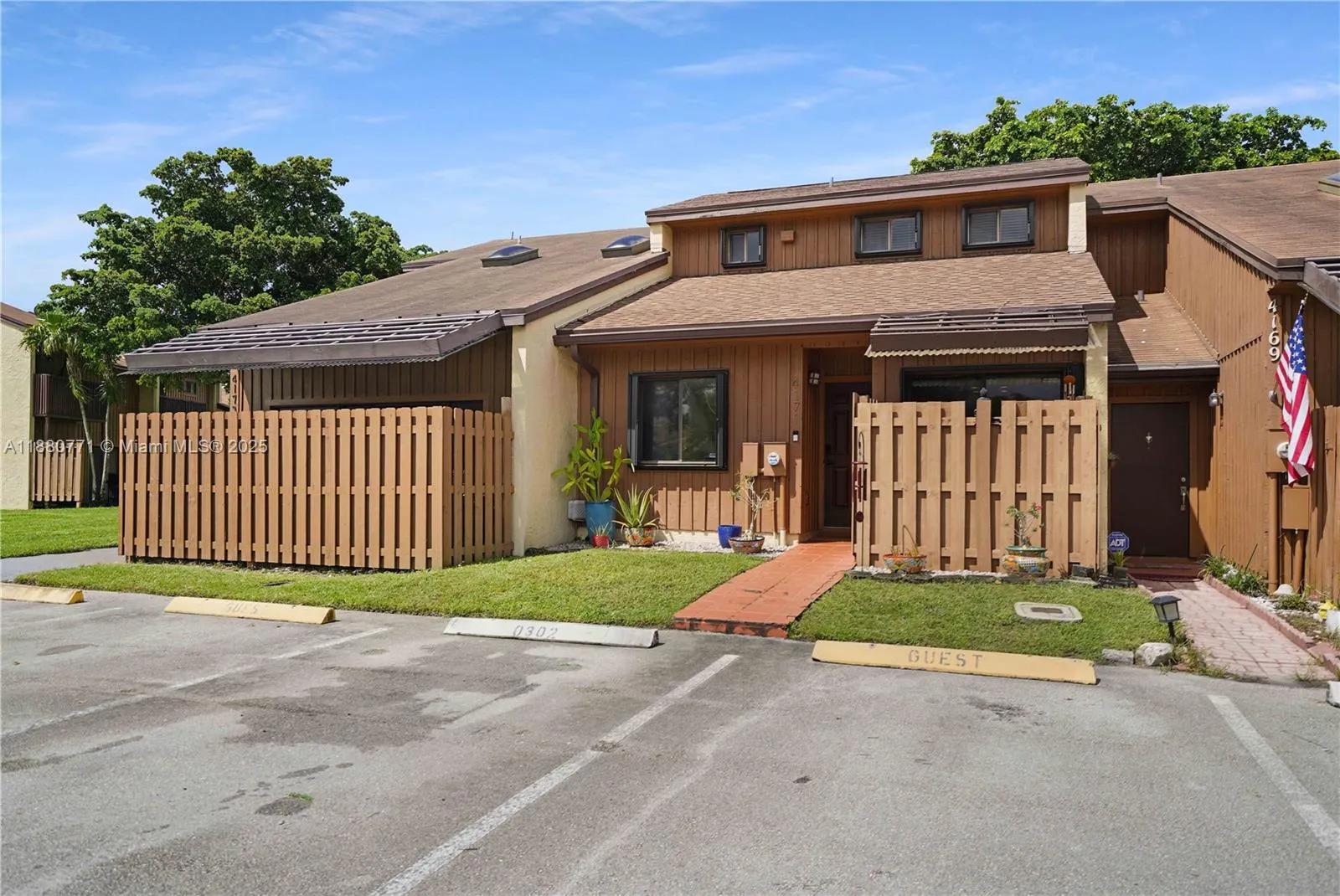 4171 SW 85th Ave