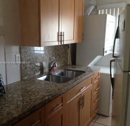 3401 SW 9th Ter, #2A