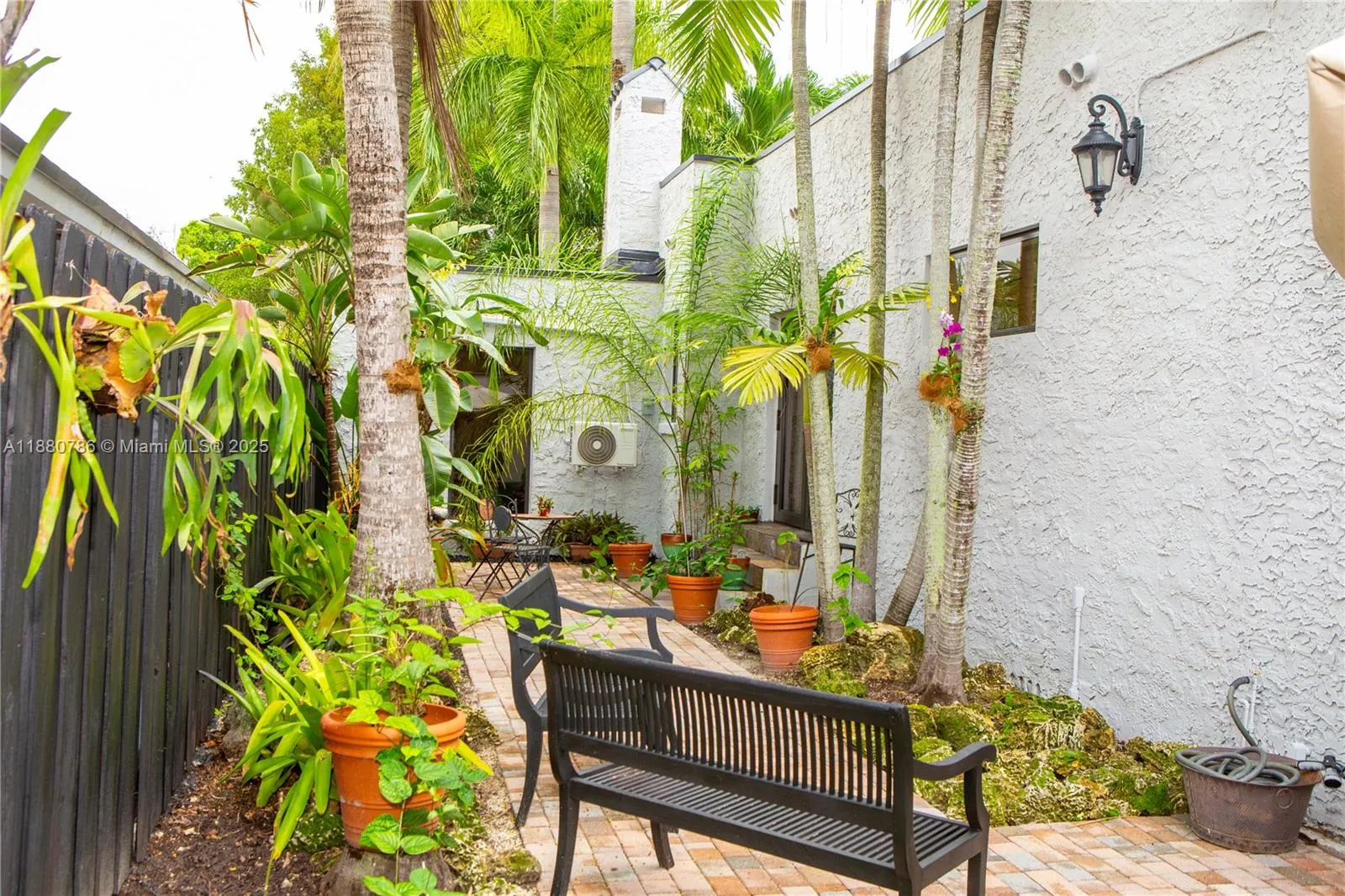 452 SW 21st Rd