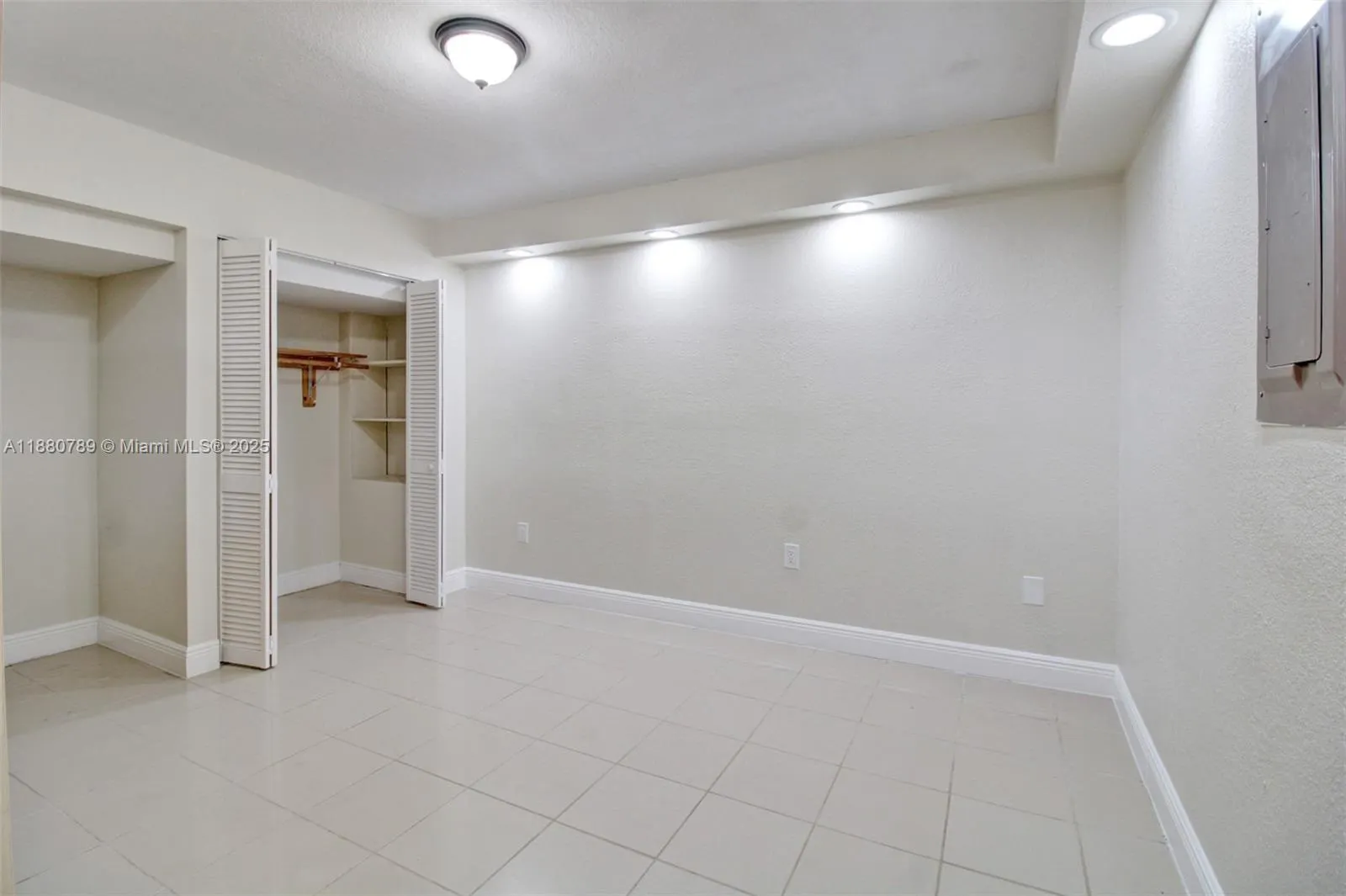 9713 Costa Del Sol Blvd, #G-99