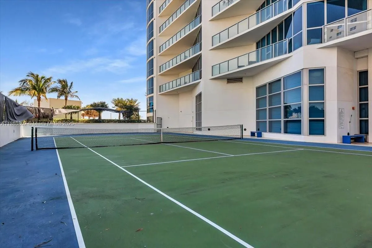 3101 S Ocean Dr, #2307
