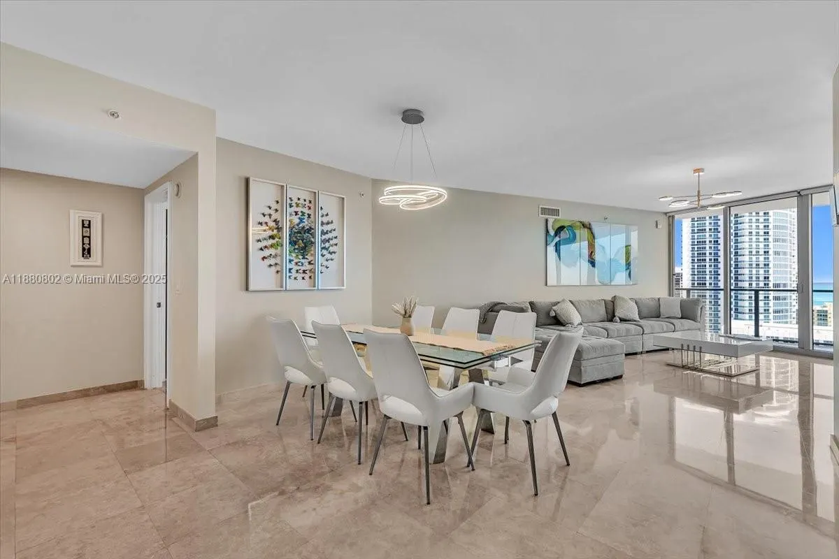 3101 S Ocean Dr, #2307