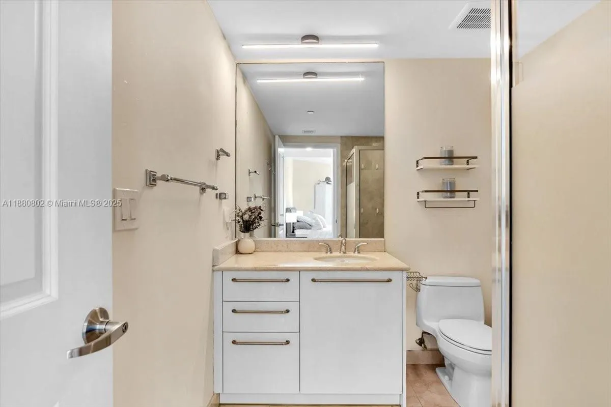 3101 S Ocean Dr, #2307