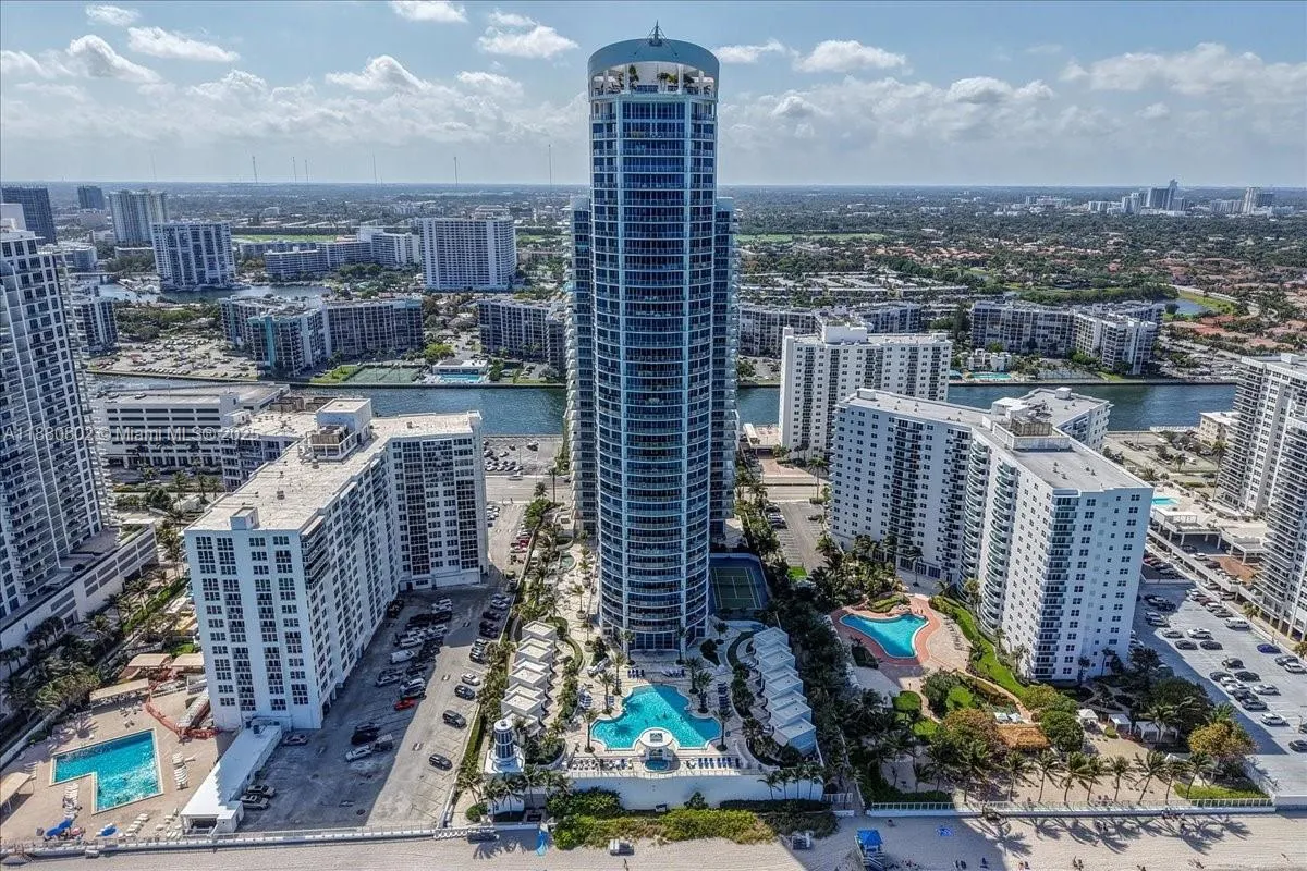 3101 S Ocean Dr, #2307
