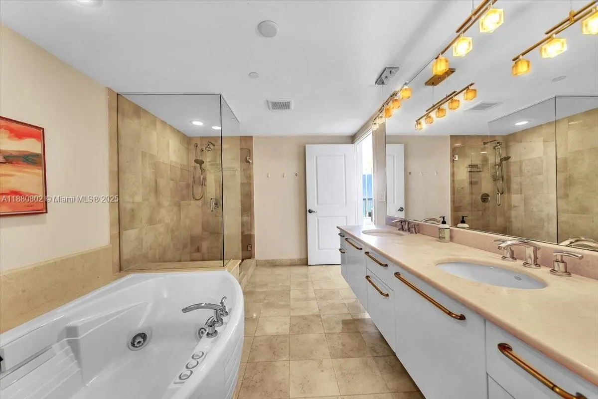 3101 S Ocean Dr, #2307