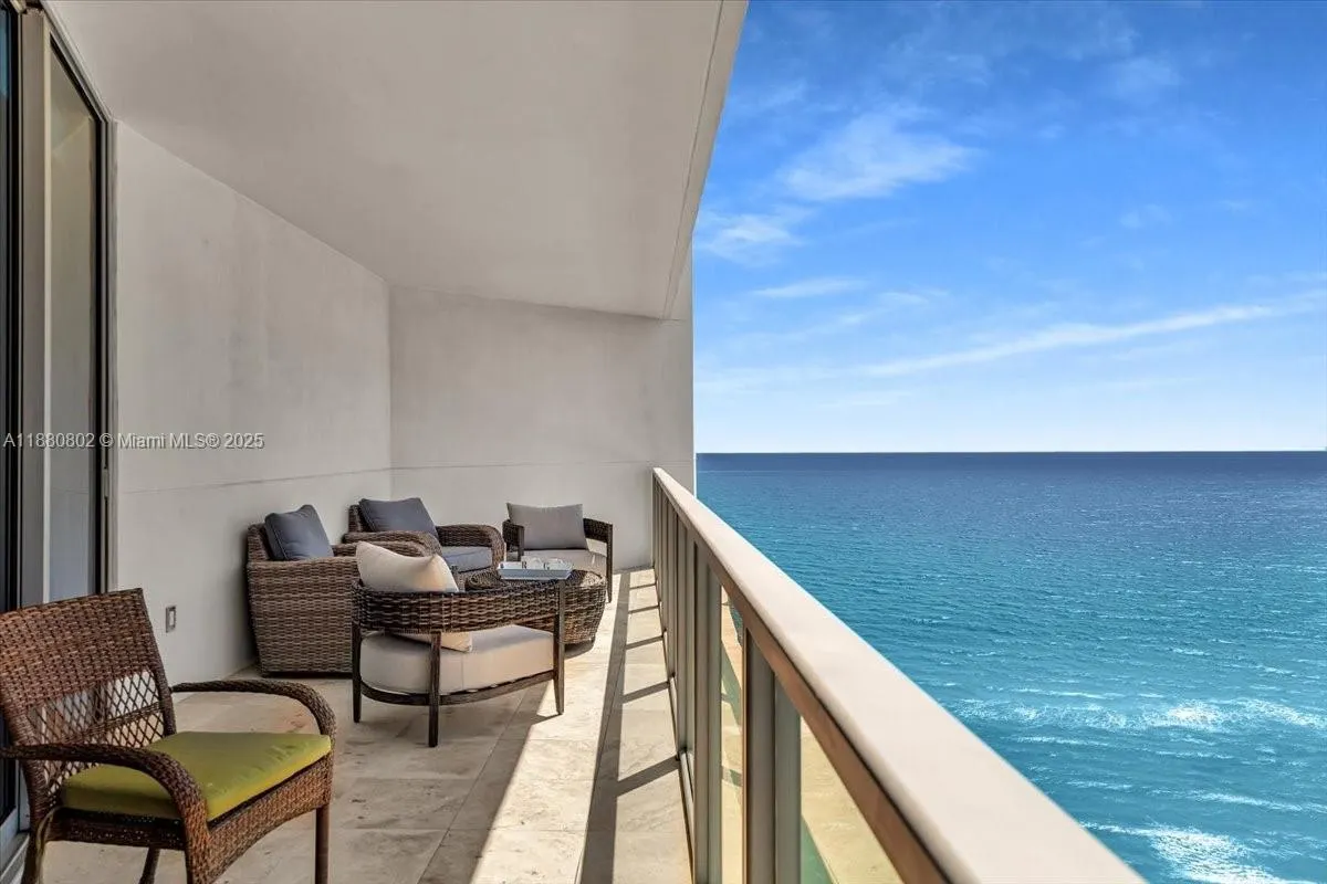 3101 S Ocean Dr, #2307