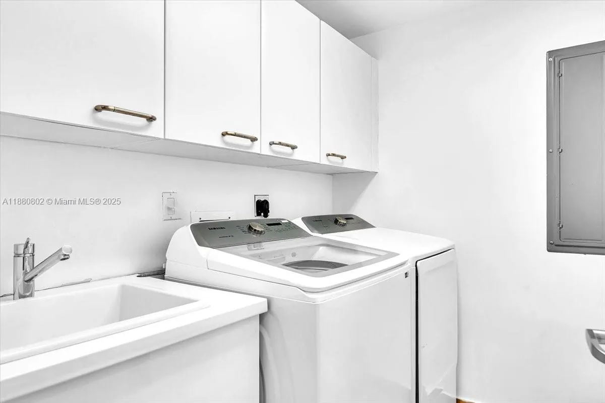 3101 S Ocean Dr, #2307