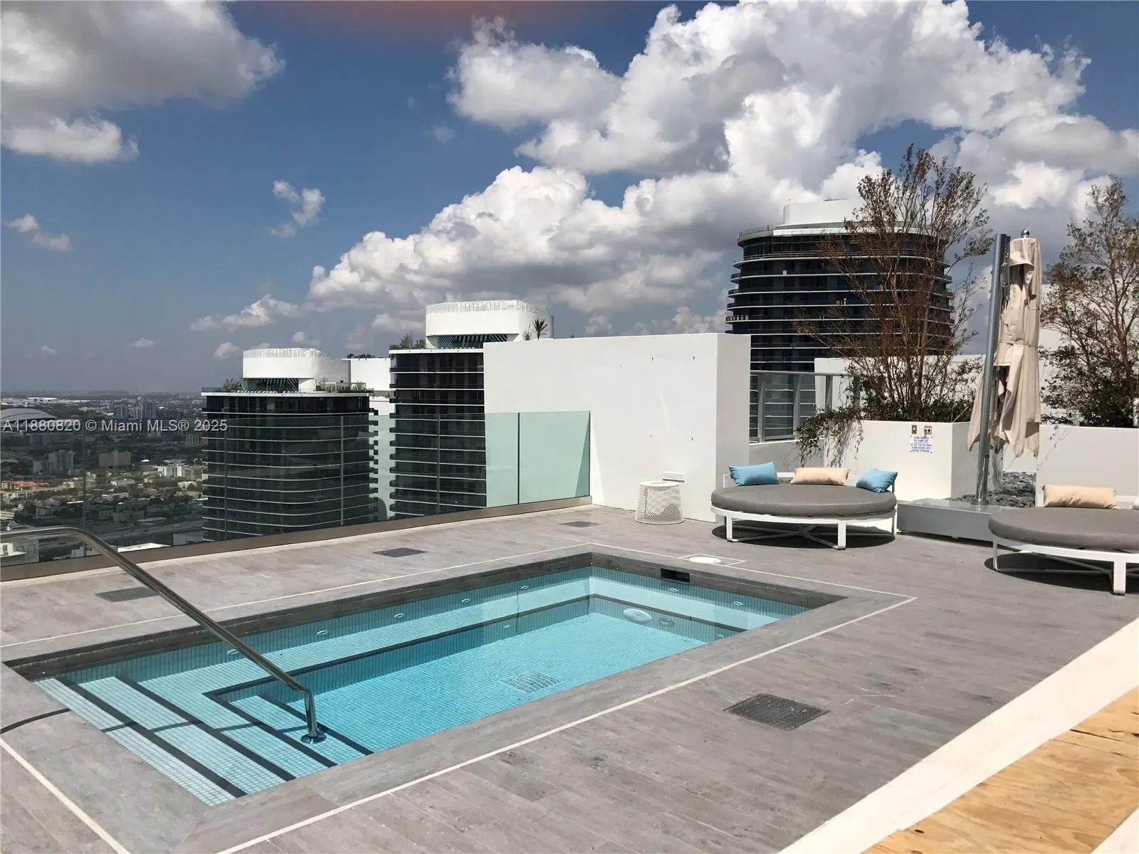 1010 Brickell Ave, #1504