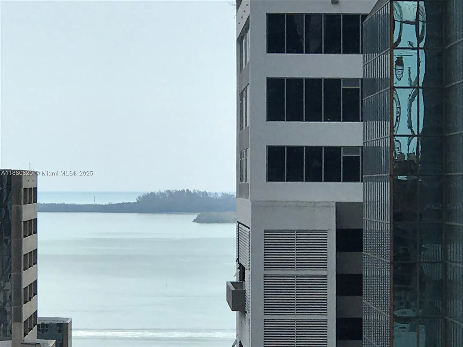 1010 Brickell Ave, #1504