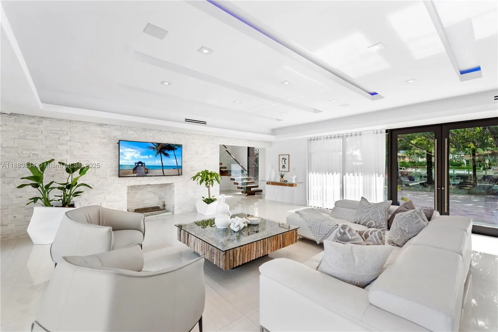 1025 Diplomat Parkway