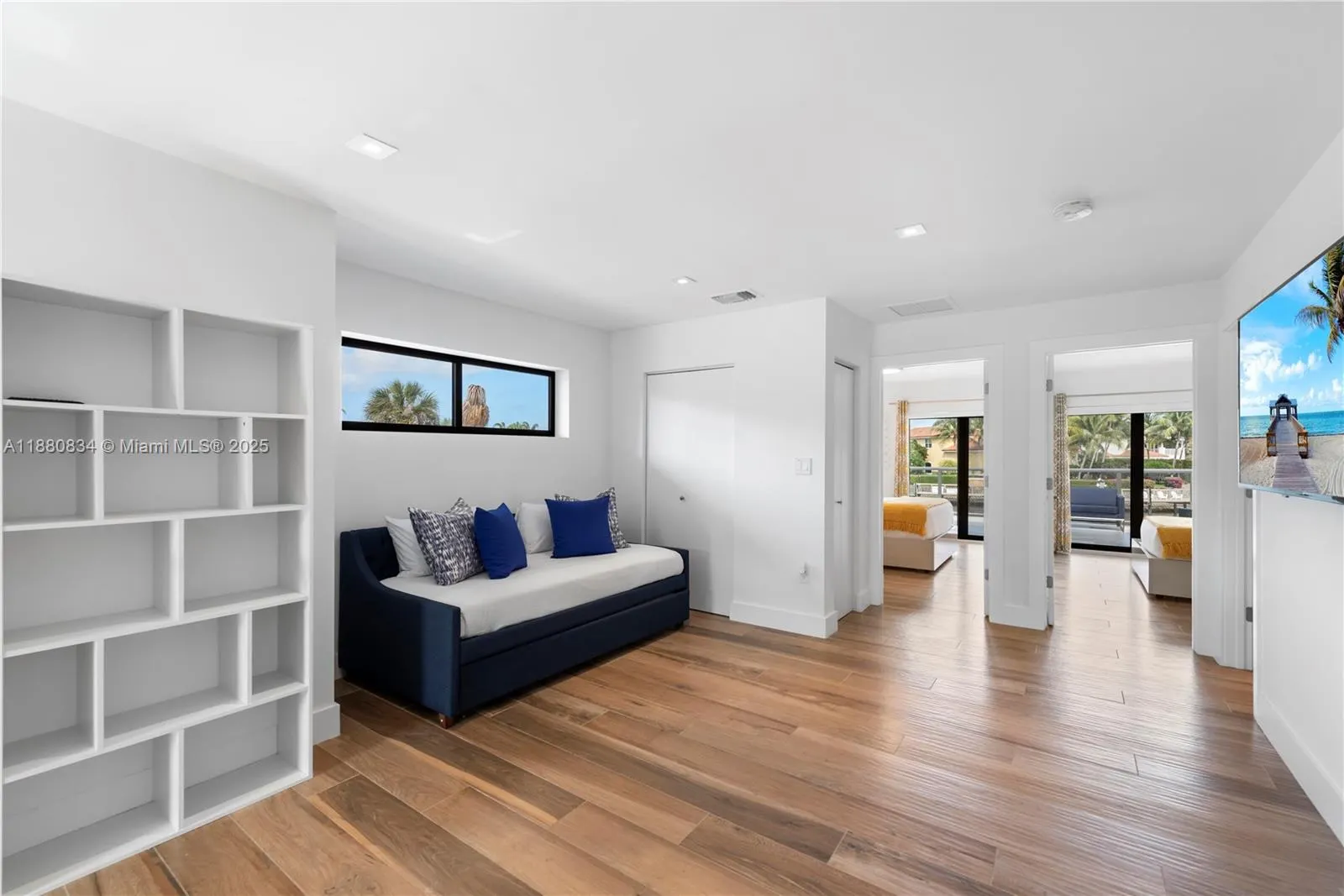 1025 Diplomat Parkway