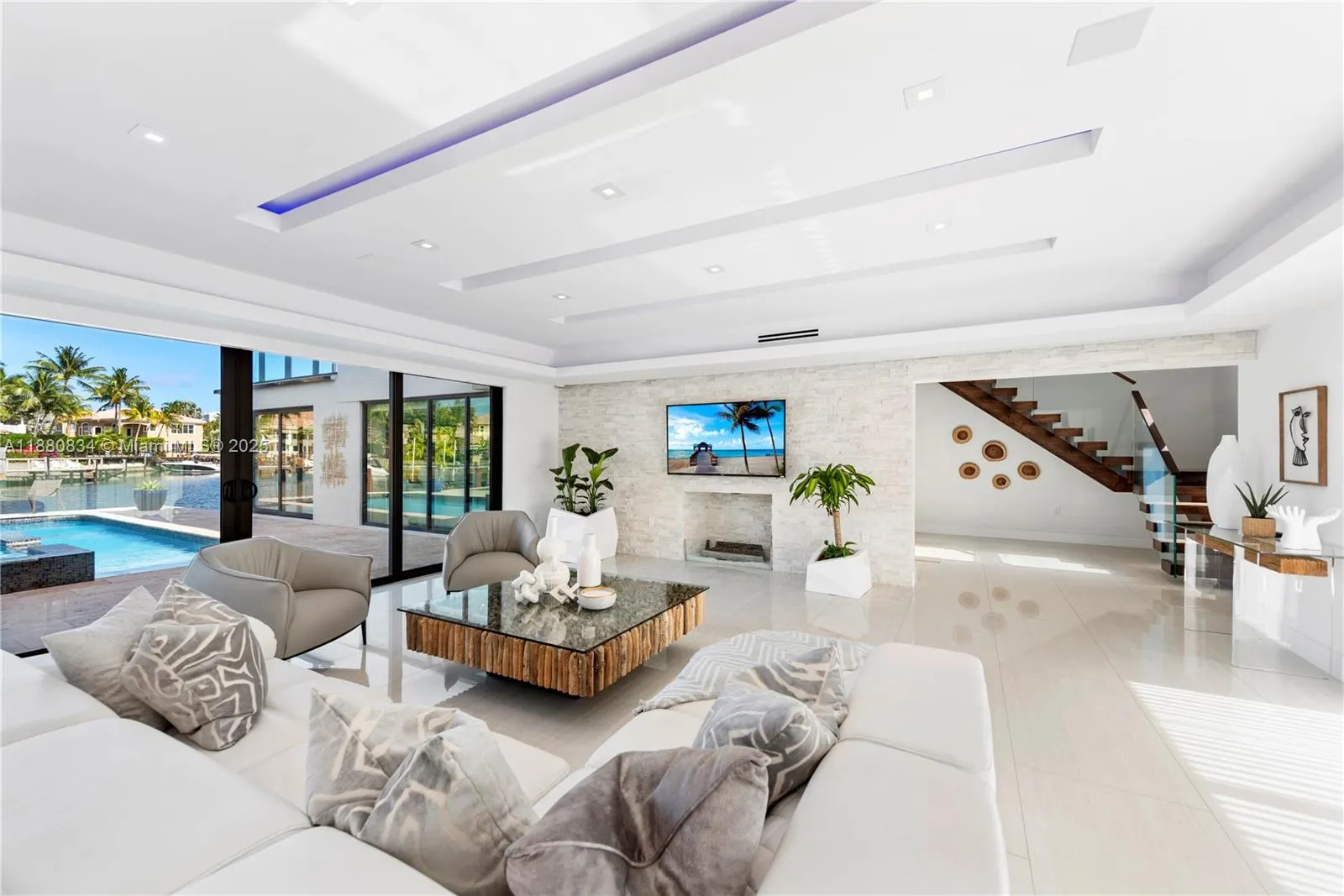 1025 Diplomat Parkway