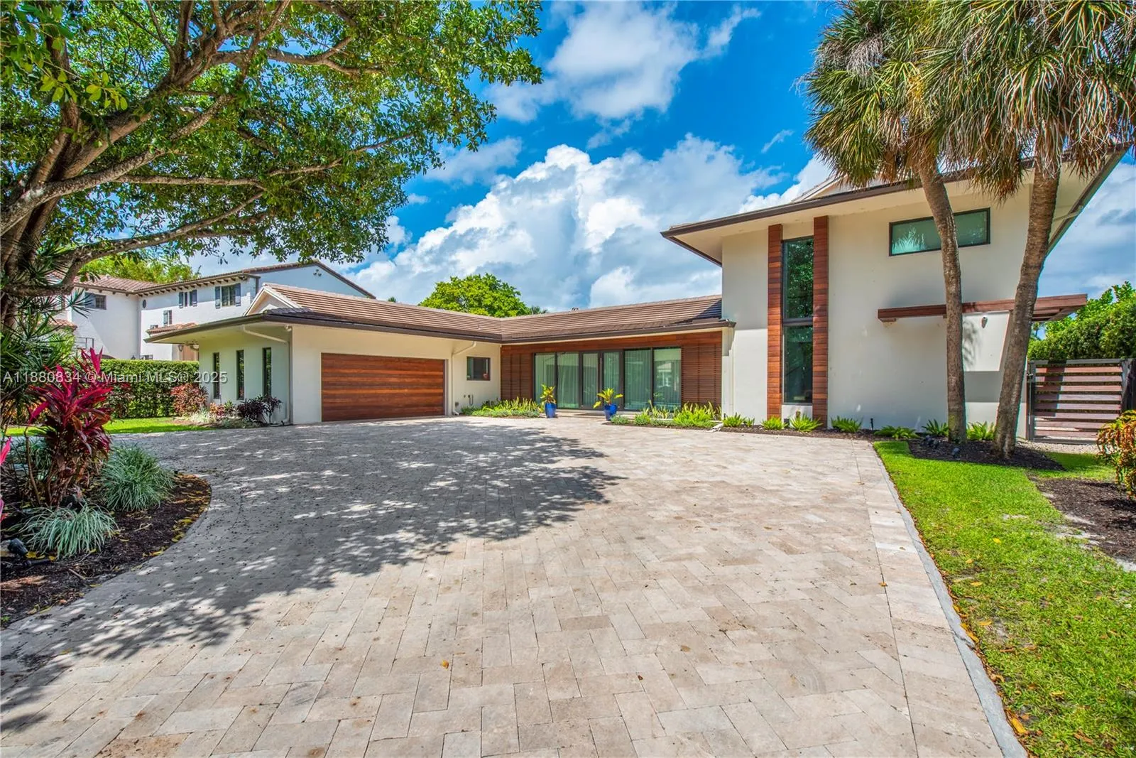 1025 Diplomat Parkway