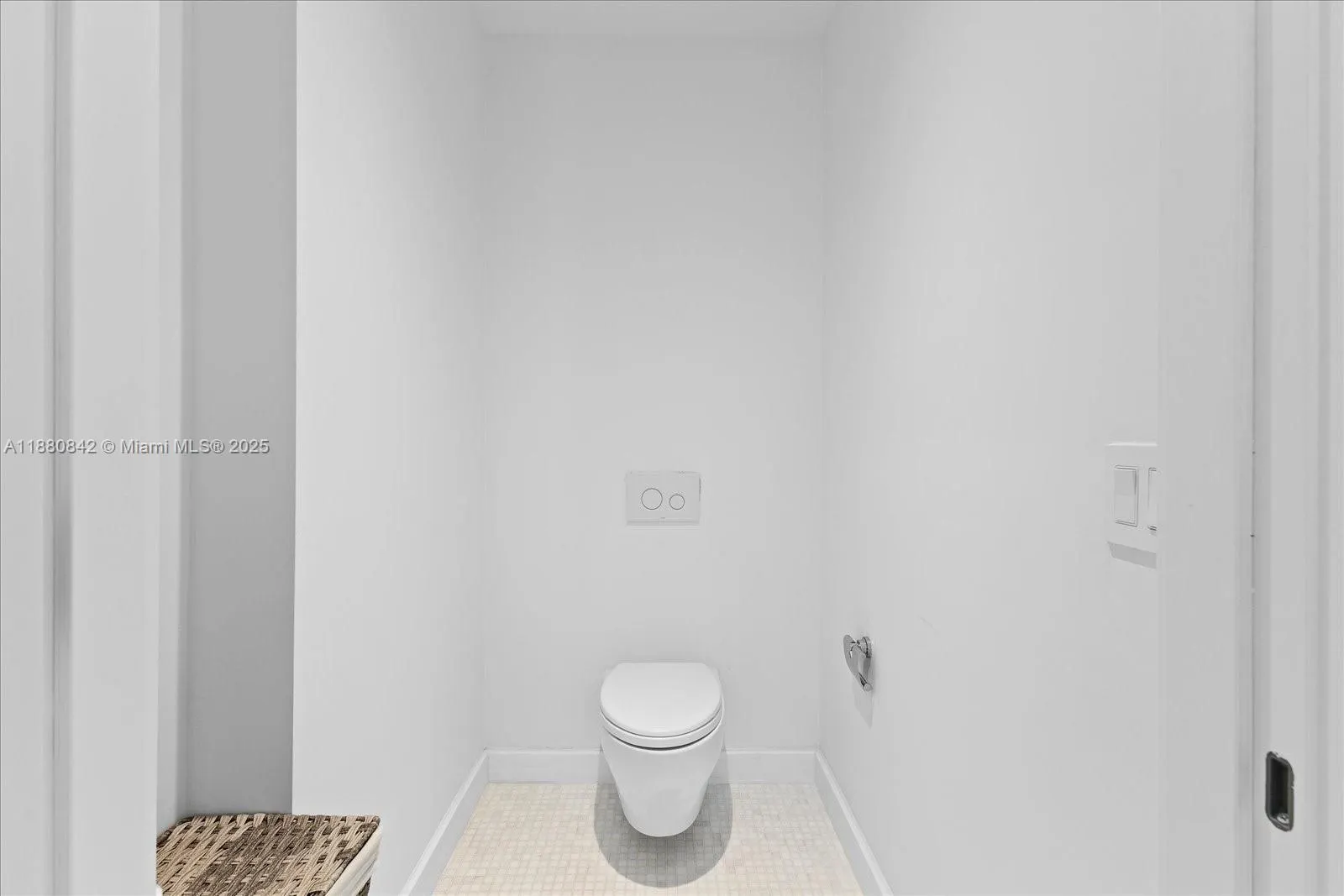 700 NE 26th Ter, #2605