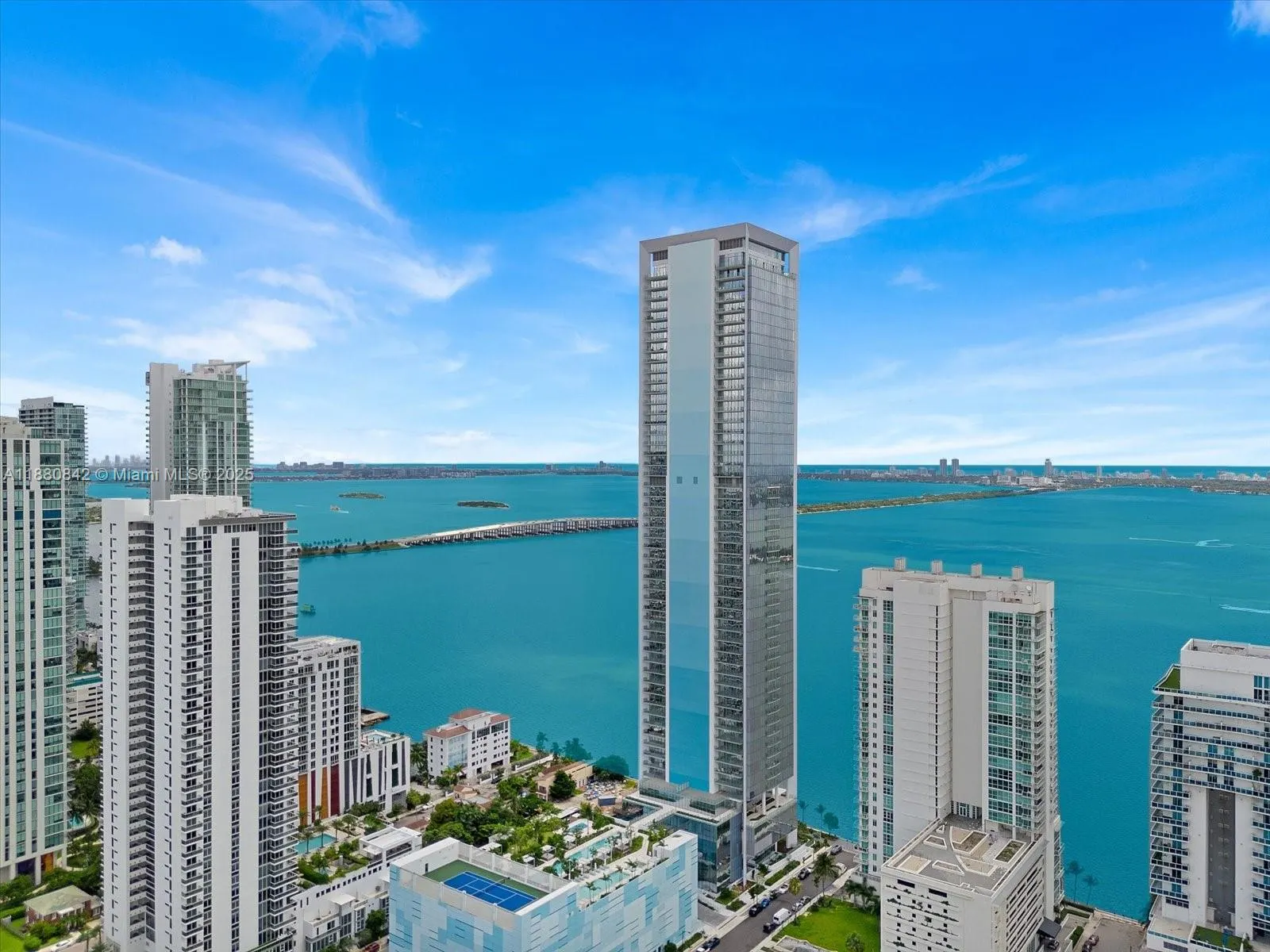 700 NE 26th Ter, #2605