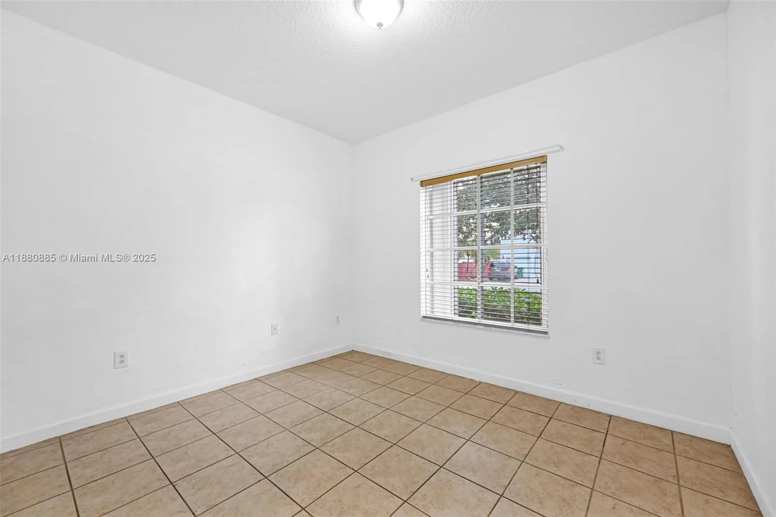 1609 SW 154th Path
