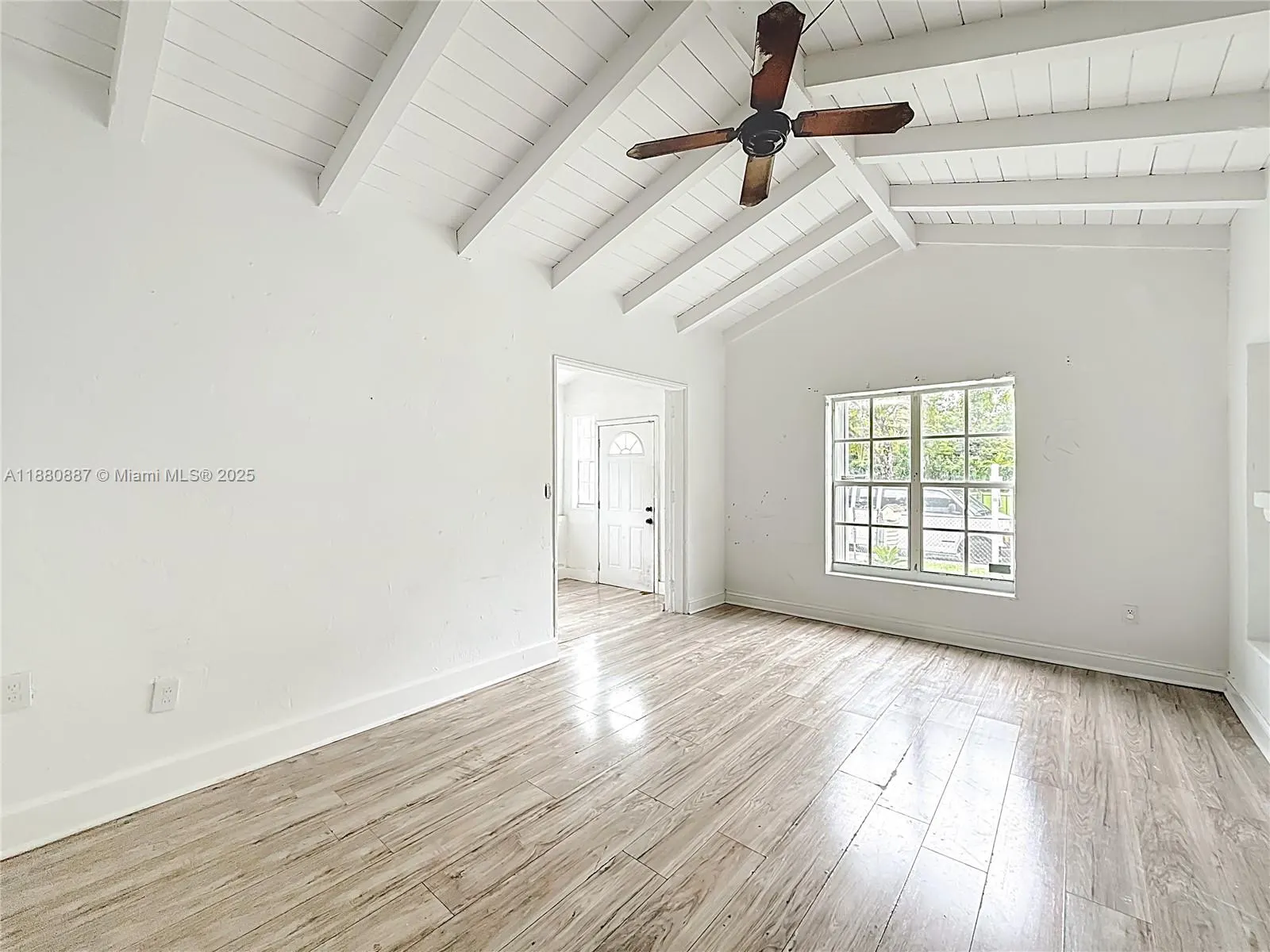47 NW 49th St