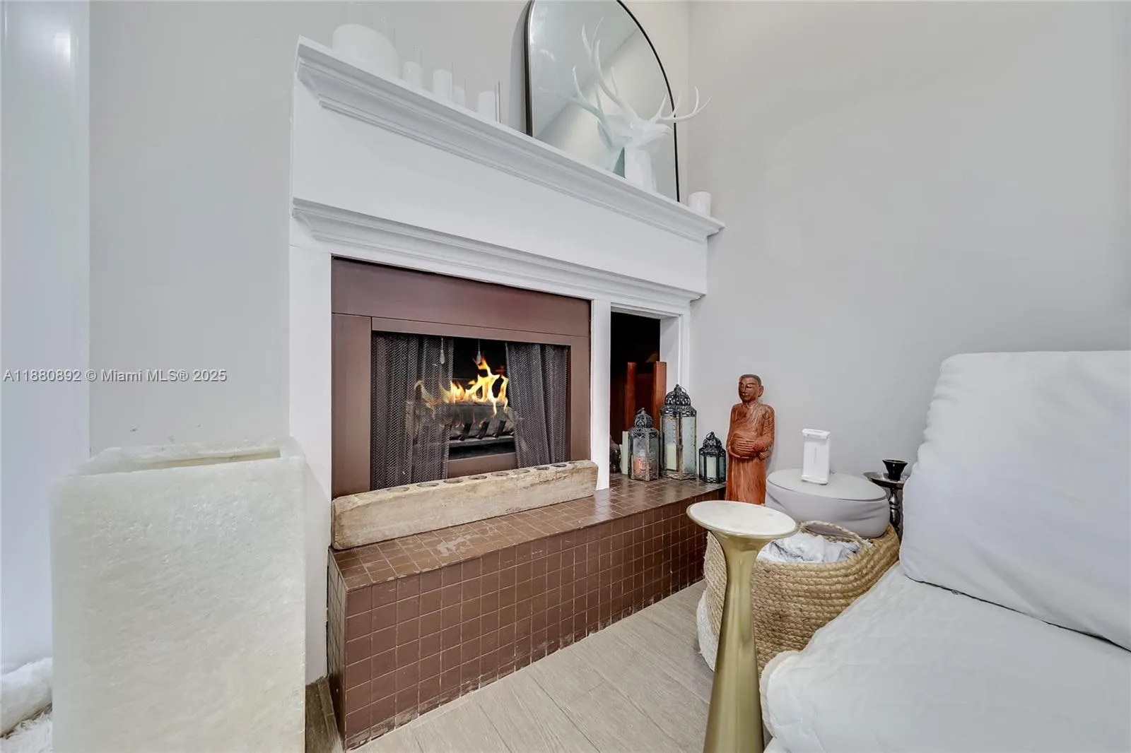 2768 Day Ave, #1