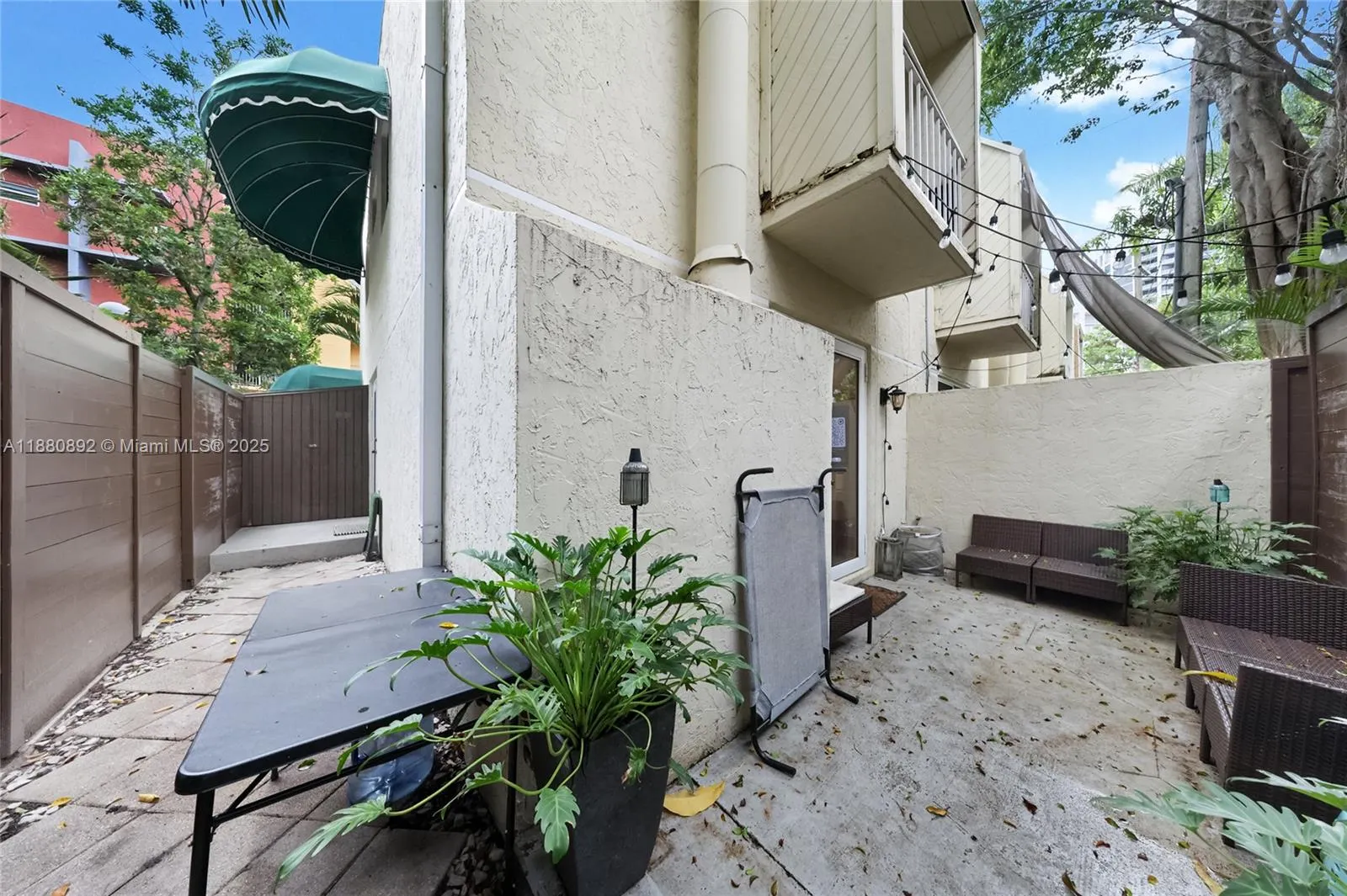 2768 Day Ave, #1