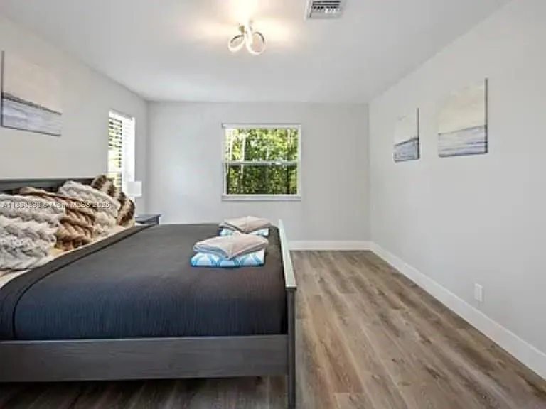 4260 NW 19th Ave