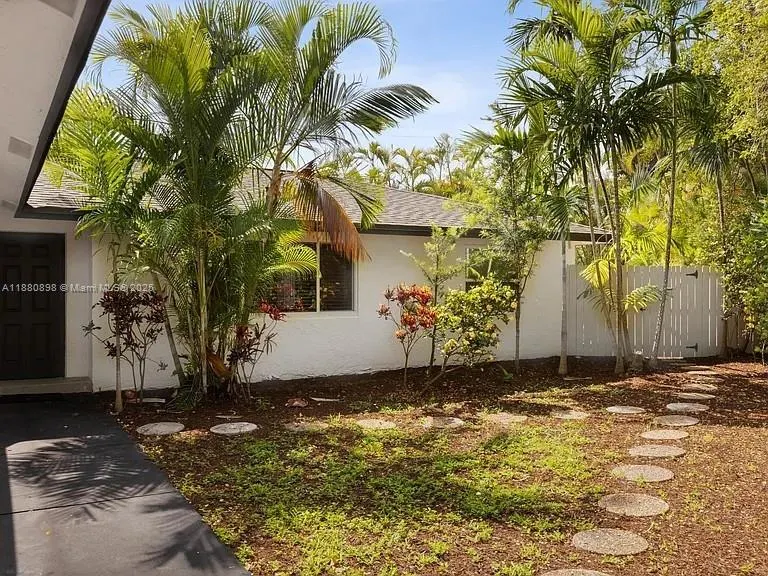 4260 NW 19th Ave