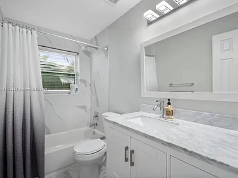 4260 NW 19th Ave