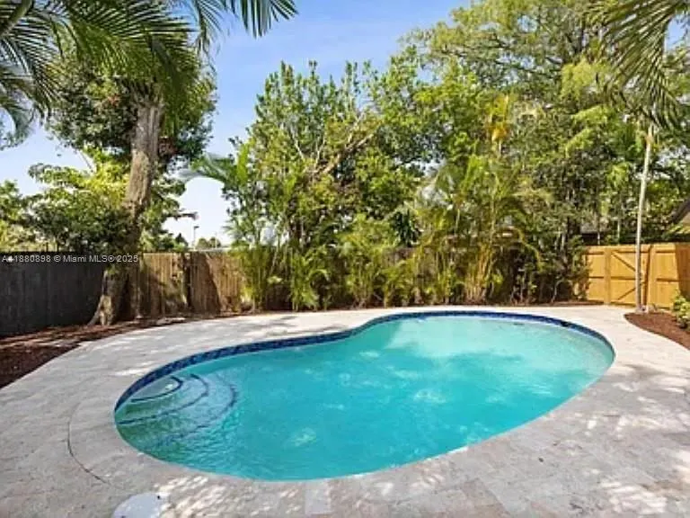 4260 NW 19th Ave