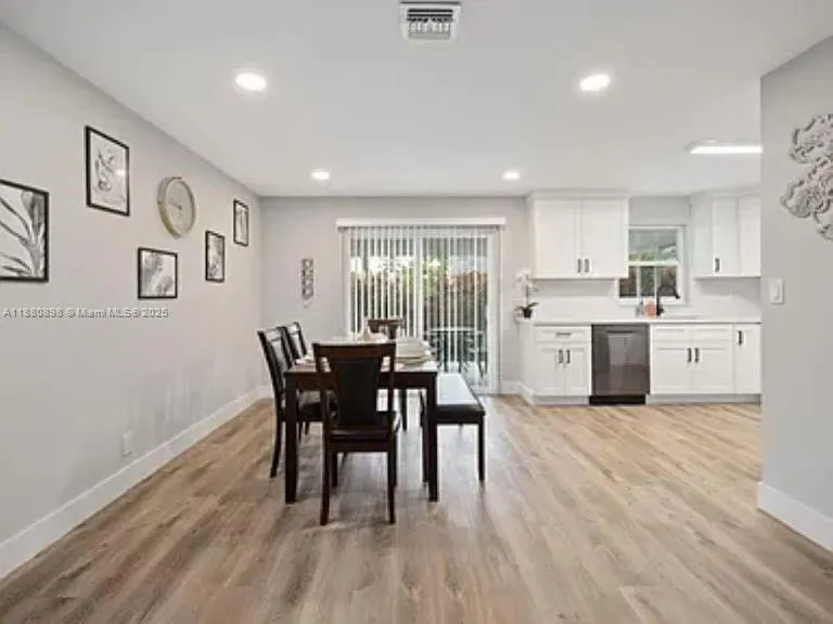 4260 NW 19th Ave