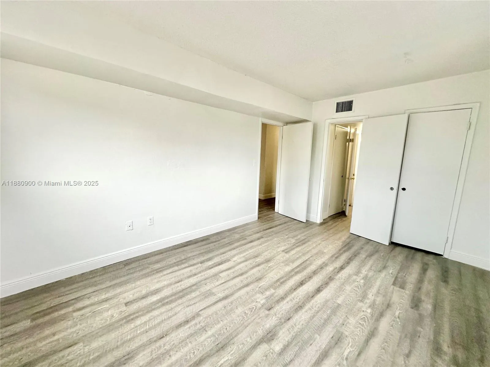 13280 NE 6th Ave, #208