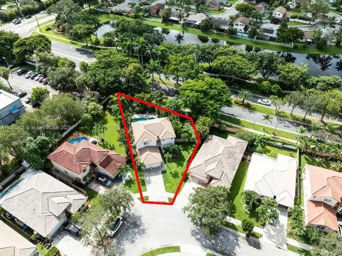 13704 S Garden Cove Cir