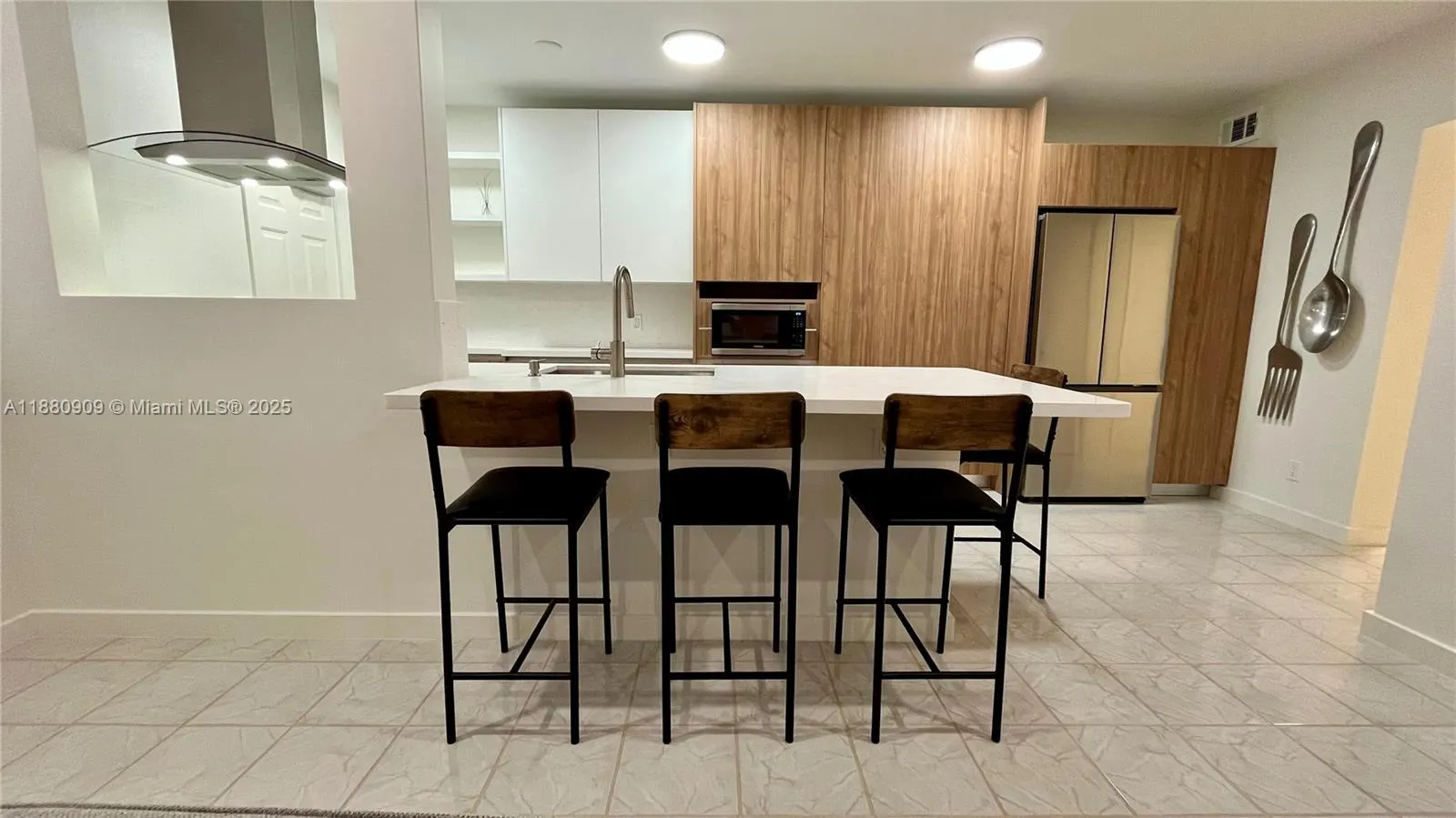 2200 S Ocean Dr, #N307