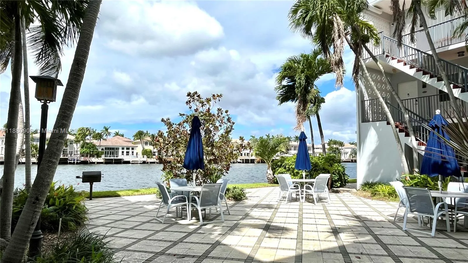 2200 S Ocean Dr, #N307