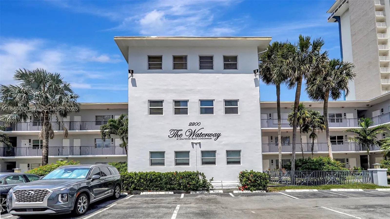 2200 S Ocean Dr, #N307