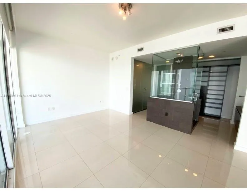 1040 Biscayne Blvd, #3605