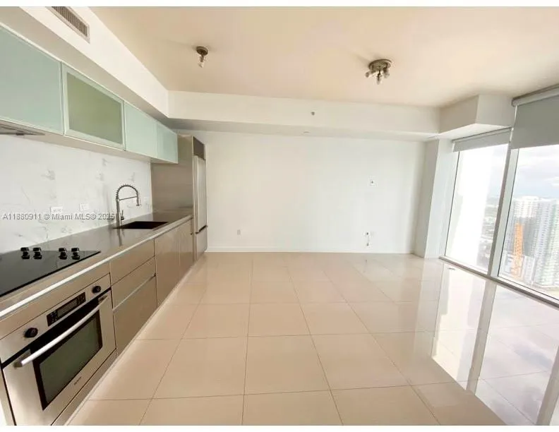 1040 Biscayne Blvd, #3605