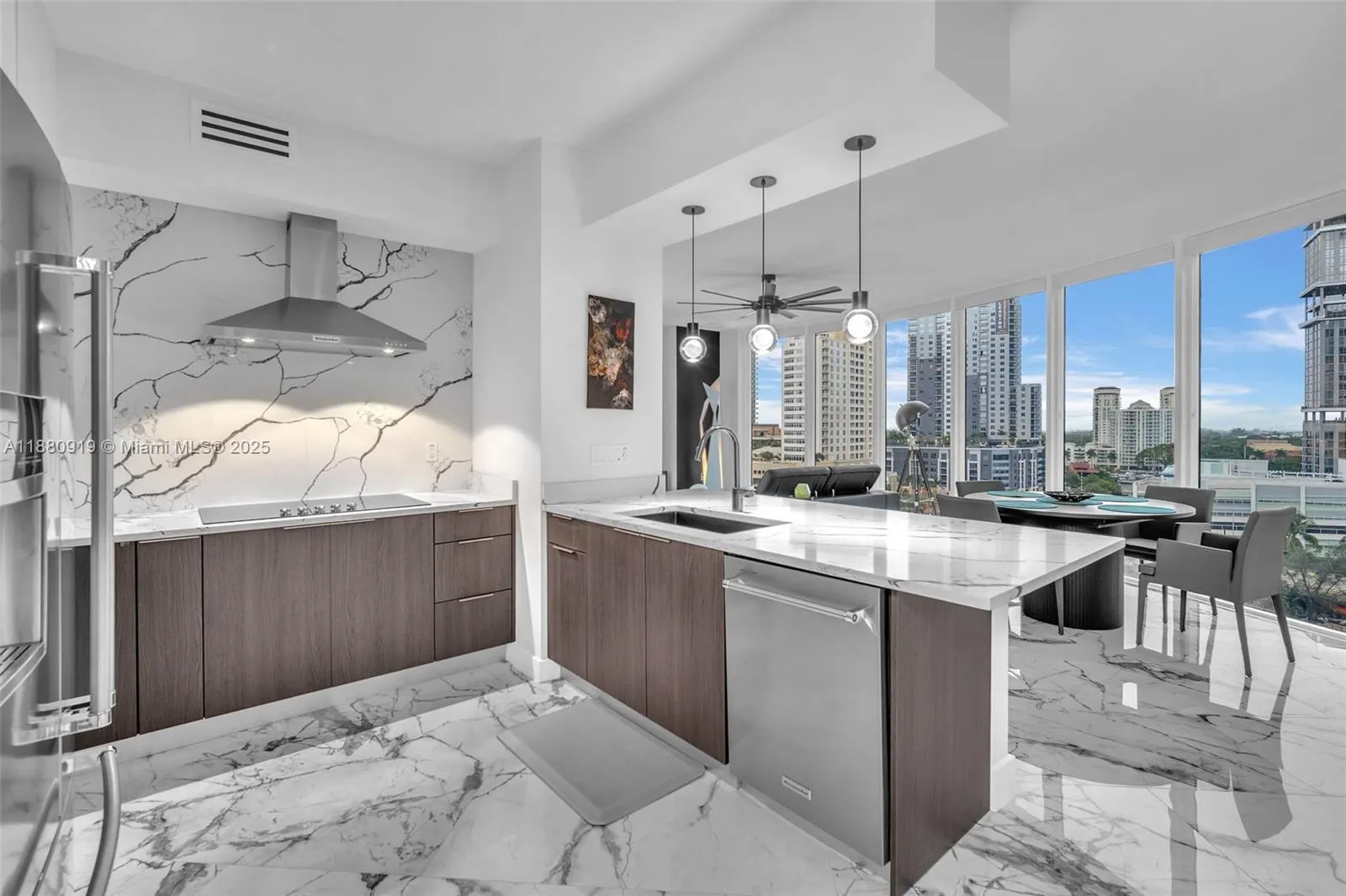 333 Las Olas Way, #1207