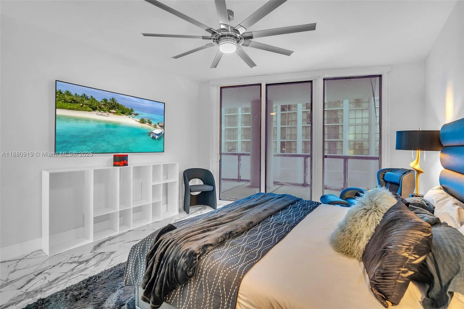 333 Las Olas Way, #1207