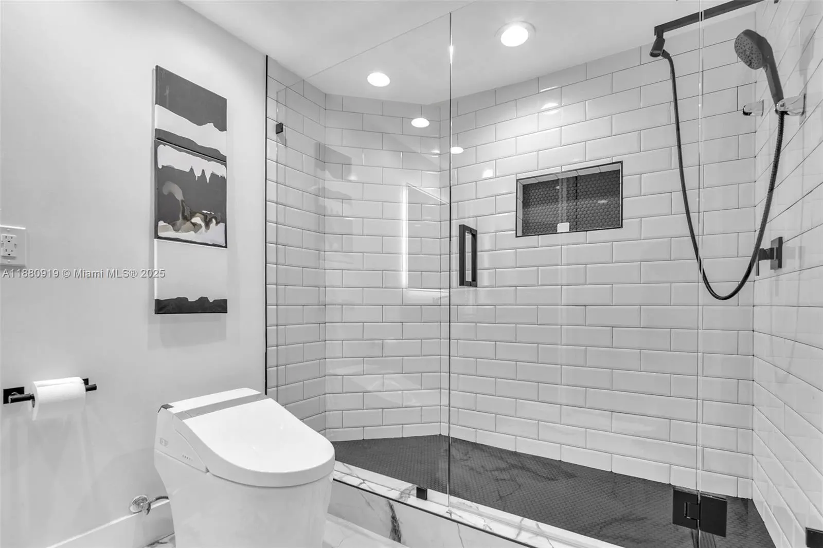 333 Las Olas Way, #1207