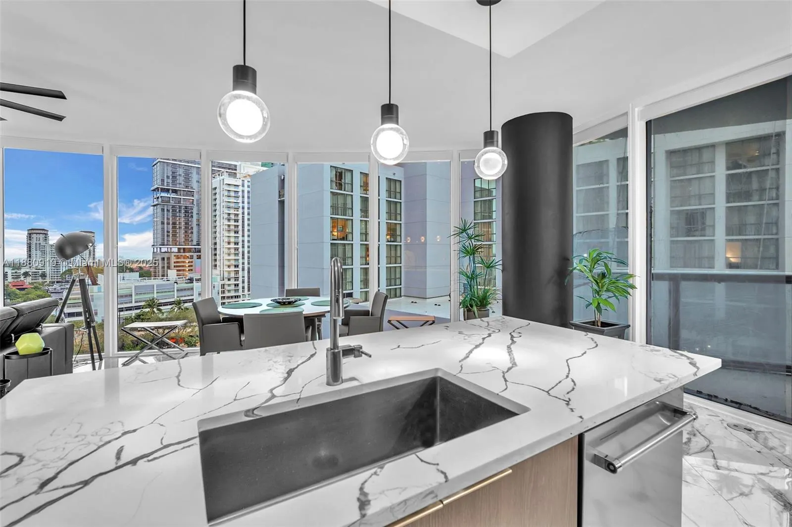 333 Las Olas Way, #1207