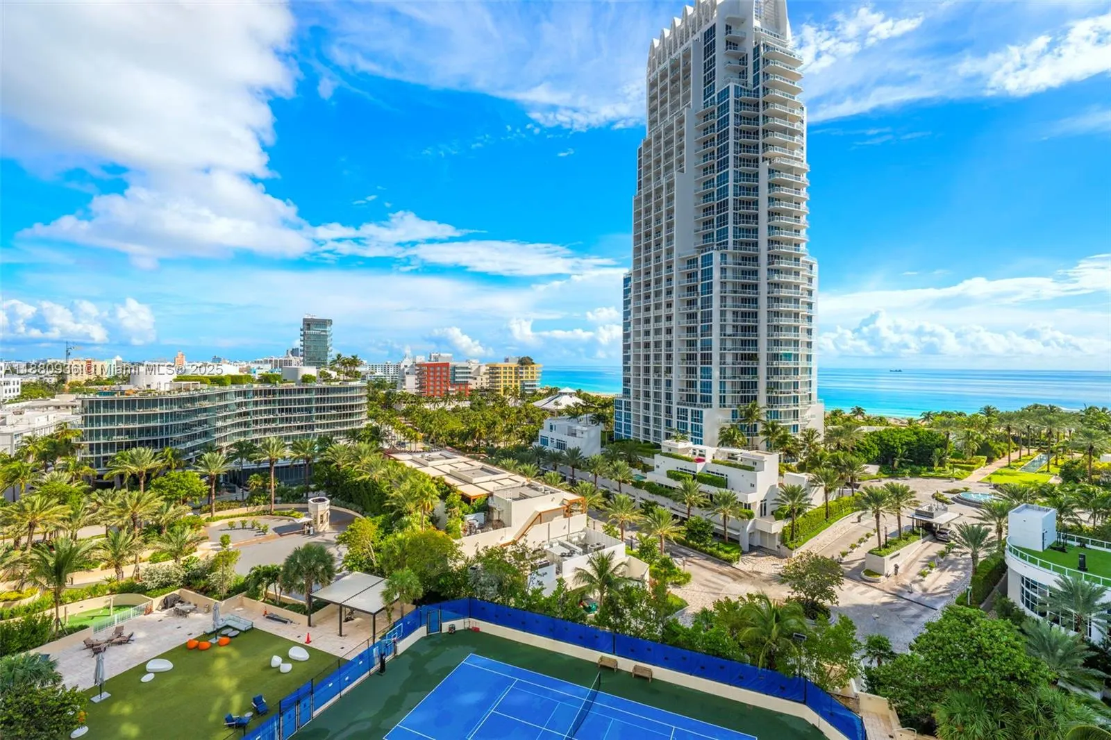 400 S Pointe Dr, #1104
