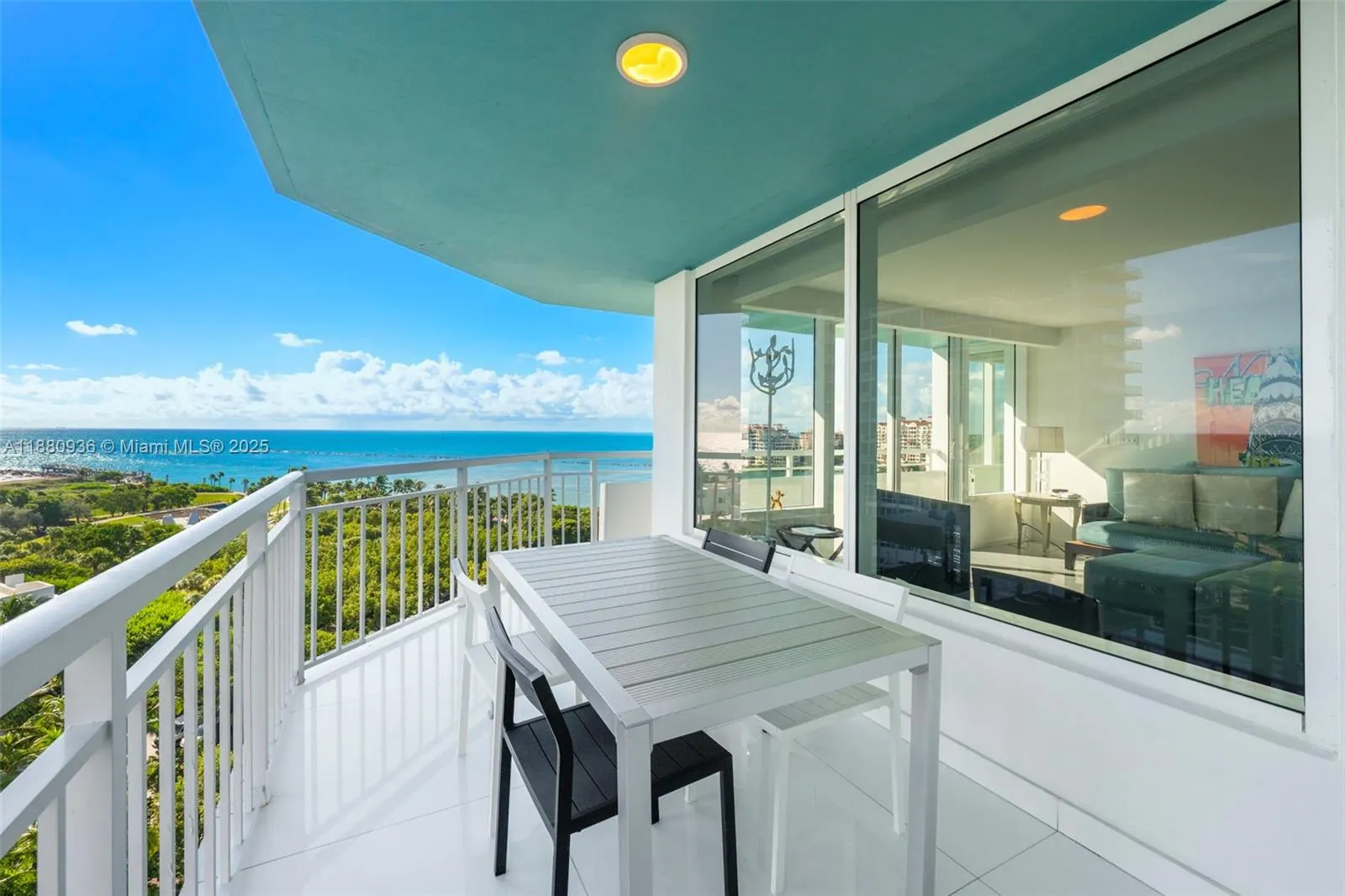 400 S Pointe Dr, #1104