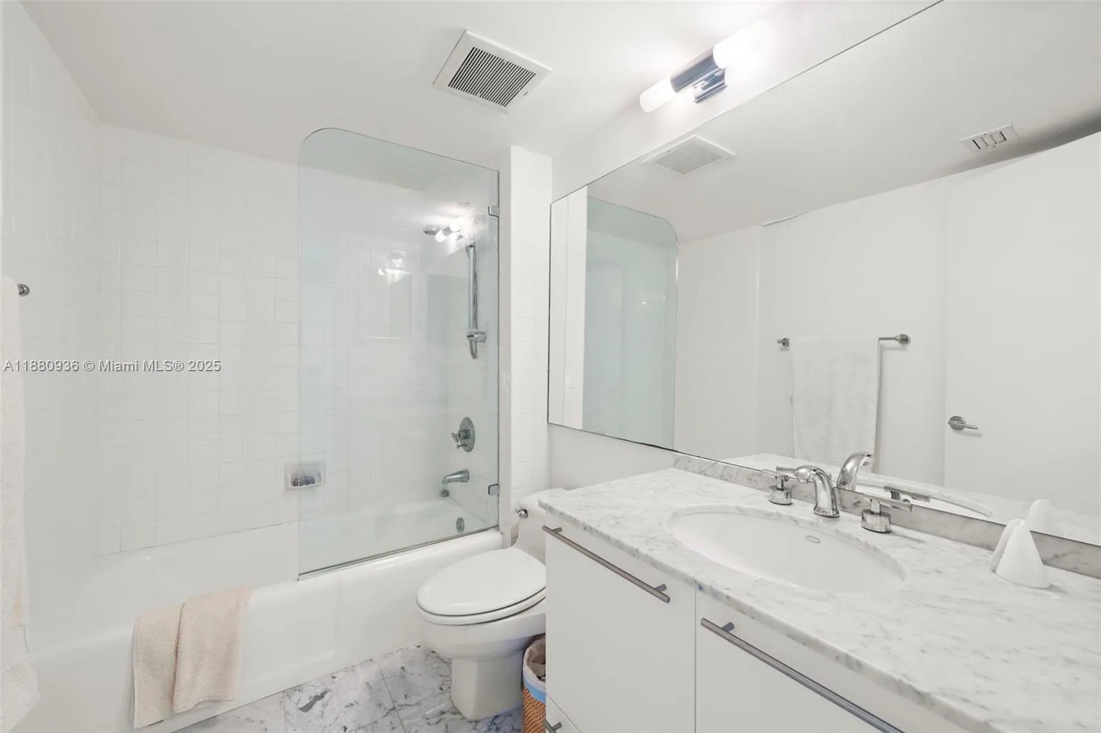 400 S Pointe Dr, #1104