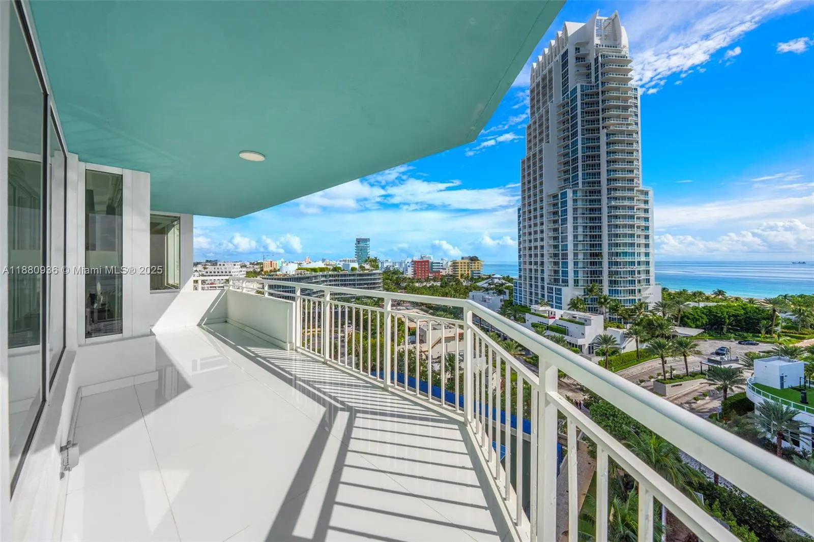 400 S Pointe Dr, #1104
