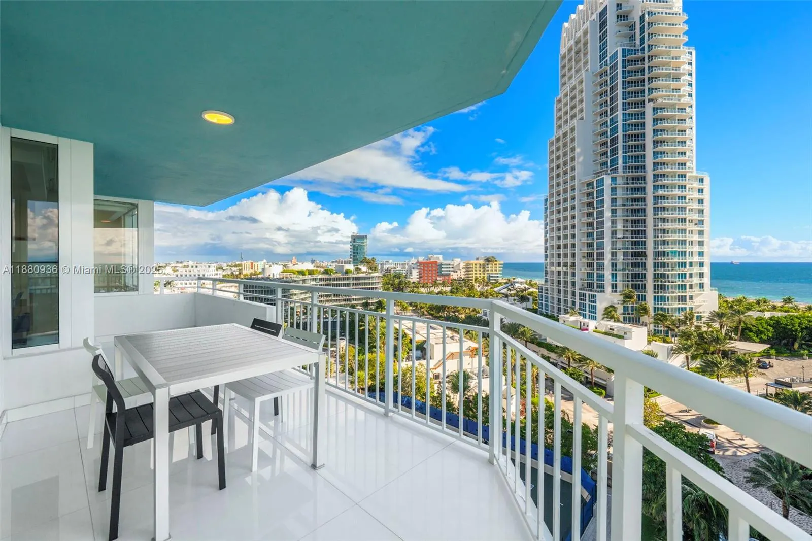 400 S Pointe Dr, #1104