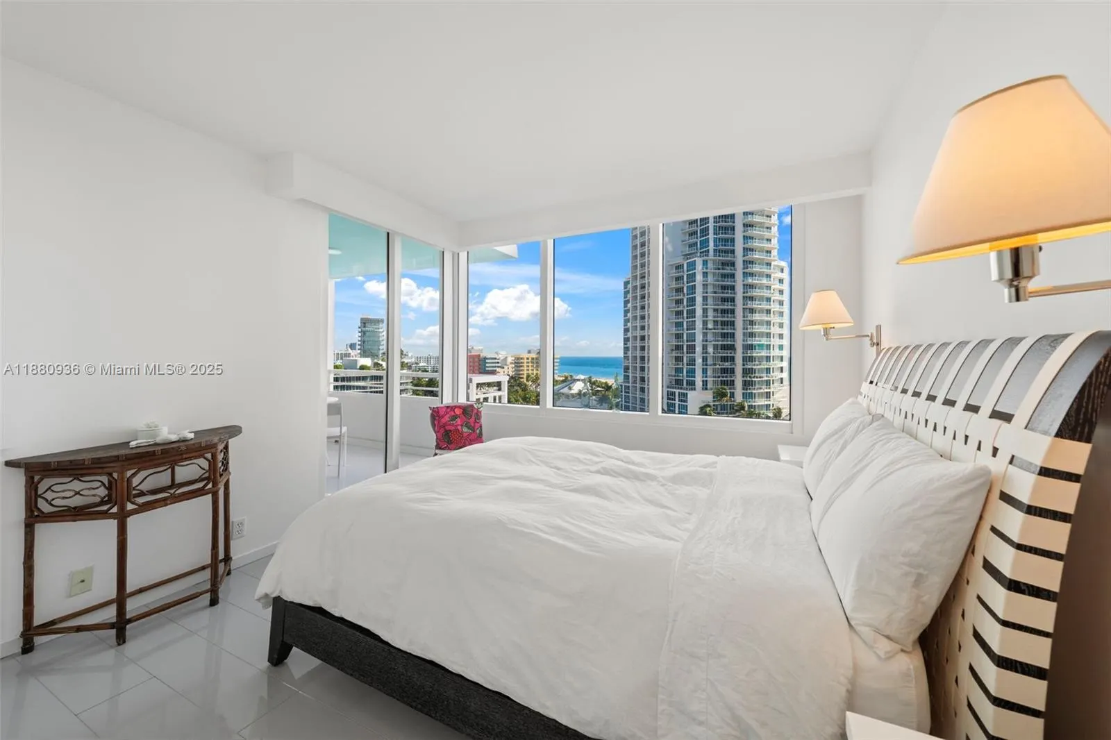 400 S Pointe Dr, #1104