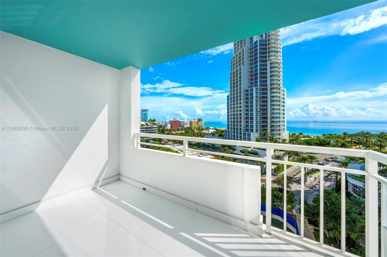400 S Pointe Dr, #1104