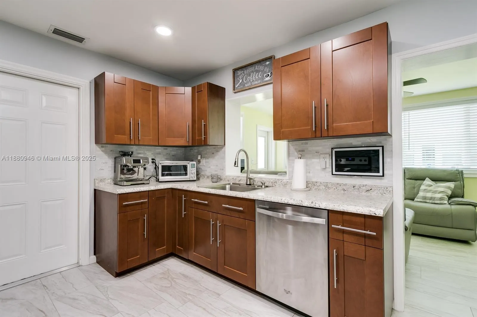 8105 NW 59th St